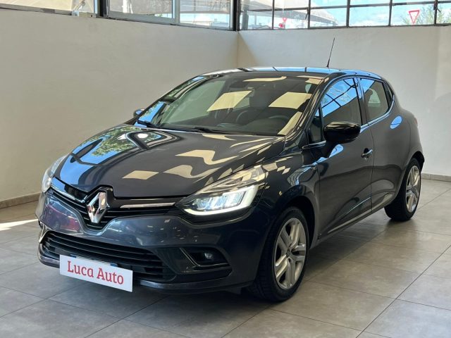 RENAULT Clio usata, con Airbag