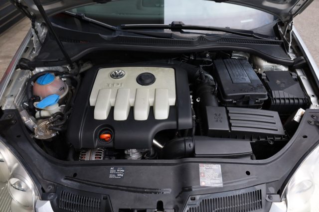 VOLKSWAGEN Golf usata 98