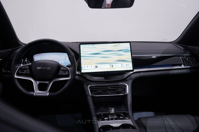 BYD Seal U usata, con Autoradio digitale