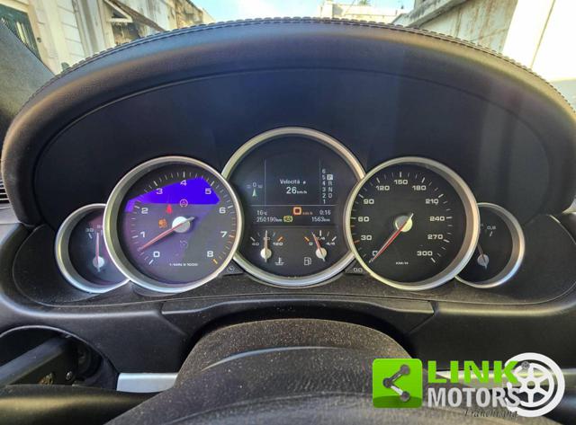 PORSCHE Cayenne usata, con ESP