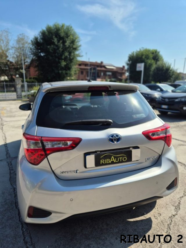 TOYOTA Yaris usata, con Servosterzo