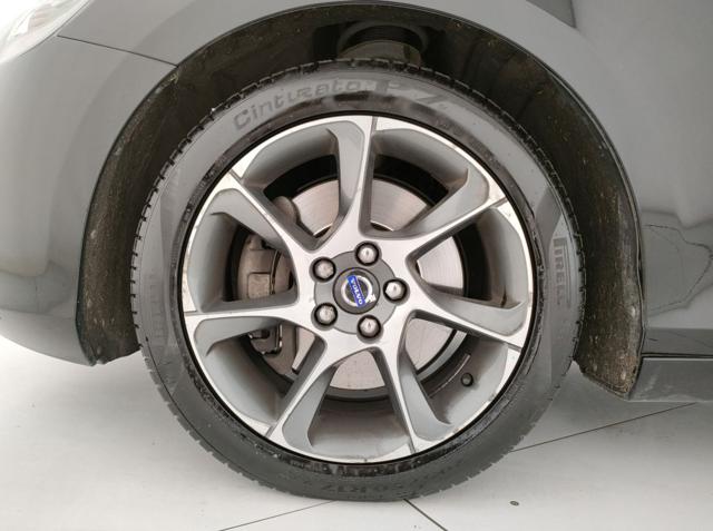 VOLVO V40 usata, con Cerchi in lega