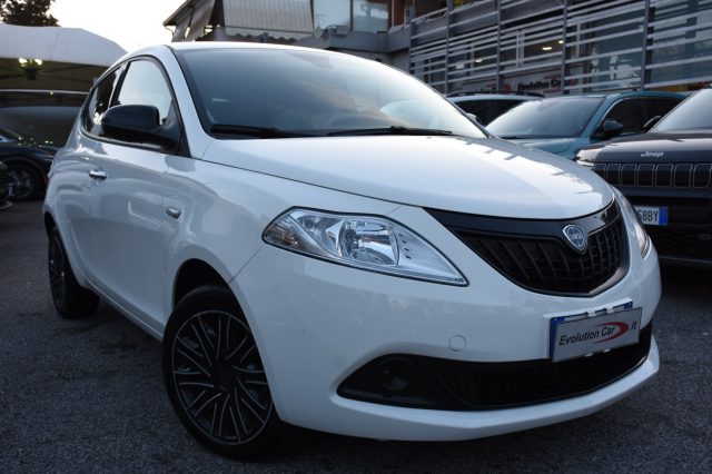 LANCIA Ypsilon usata, con Airbag