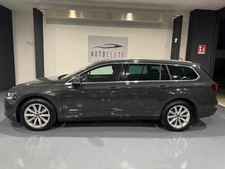 VOLKSWAGEN Passat Variant usata, con Airbag Passeggero