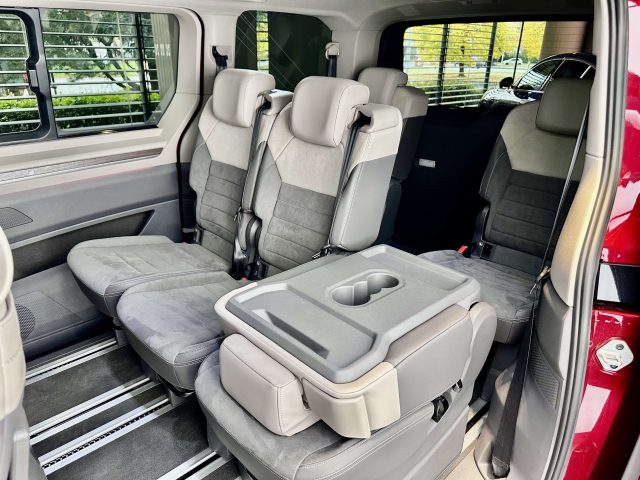 VOLKSWAGEN Multivan usata, con ESP