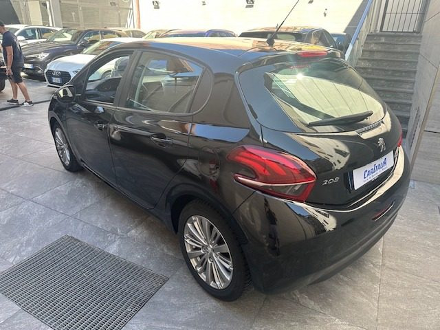 PEUGEOT 208 usata, con Airbag Passeggero