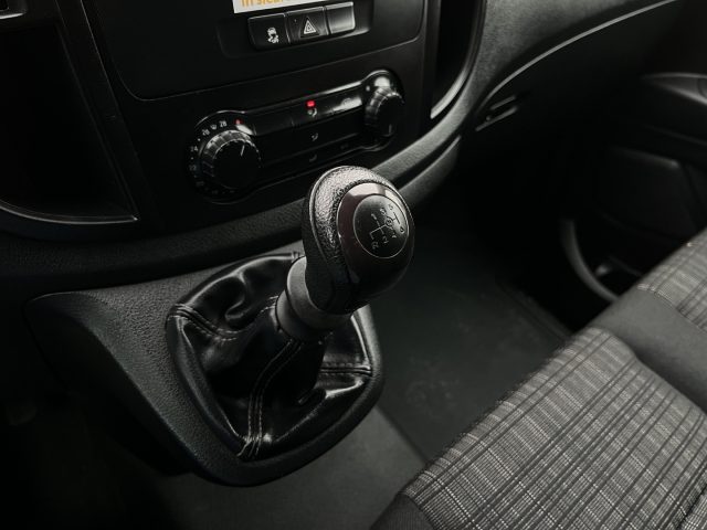 MERCEDES-BENZ Vito usata 12