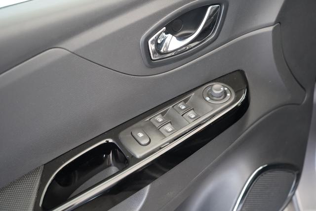 RENAULT Captur usata, con Fendinebbia