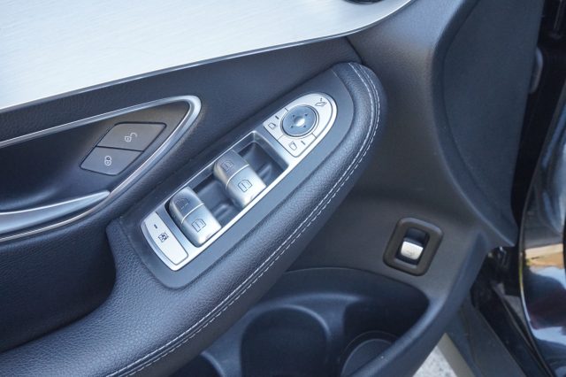 MERCEDES-BENZ GLC 220 usata, con Volante in pelle
