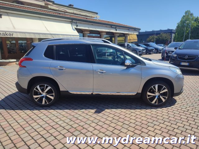 PEUGEOT 2008 usata, con Autoradio
