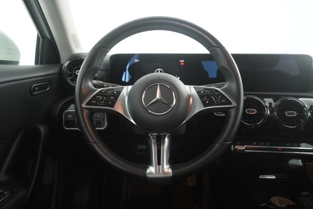 MERCEDES-BENZ A 180 usata 5