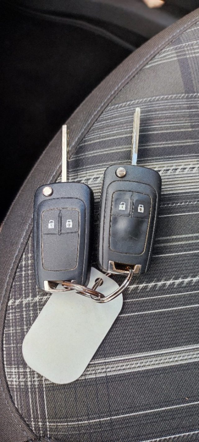 OPEL Corsa usata, con Sound system