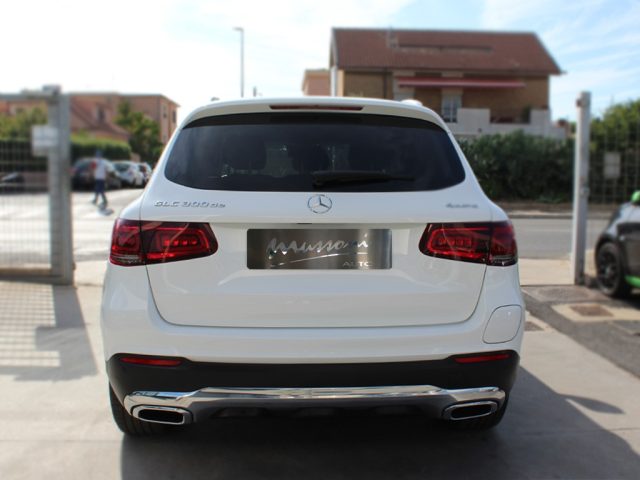 MERCEDES-BENZ GLC 300 usata, con Autoradio
