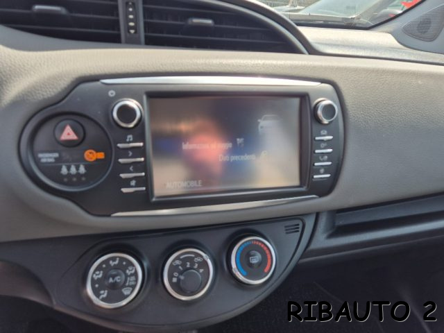 TOYOTA Yaris usata, con Servosterzo
