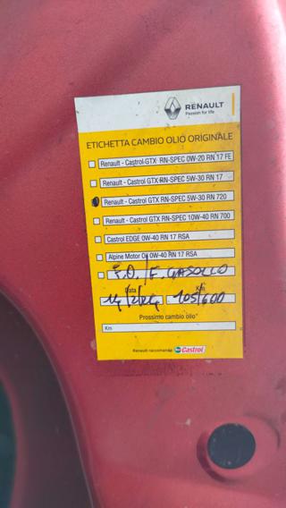 RENAULT Captur usata, con Sistema di navigazione