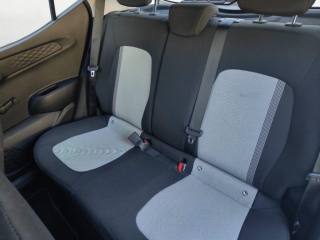 HYUNDAI i10 usata, con Servosterzo