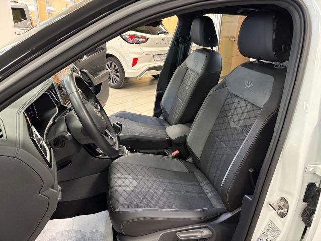 VOLKSWAGEN T-Roc usata, con Fari LED