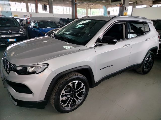 JEEP Compass usata, con Autoradio digitale