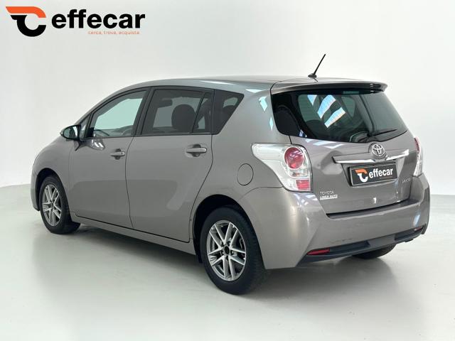 TOYOTA Verso usata, con Autoradio