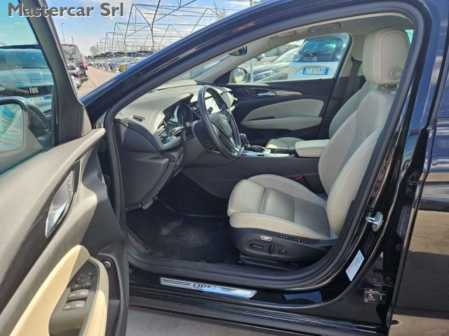 OPEL Insignia usata, con Park Distance Control