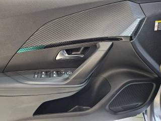 PEUGEOT 2008 usata, con Controllo trazione