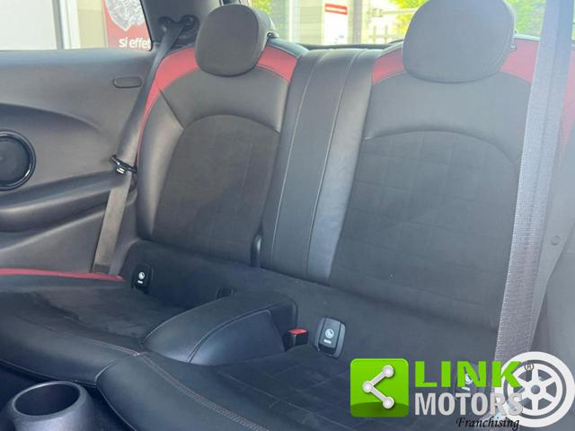 MINI John Cooper Works usata, con Autoradio