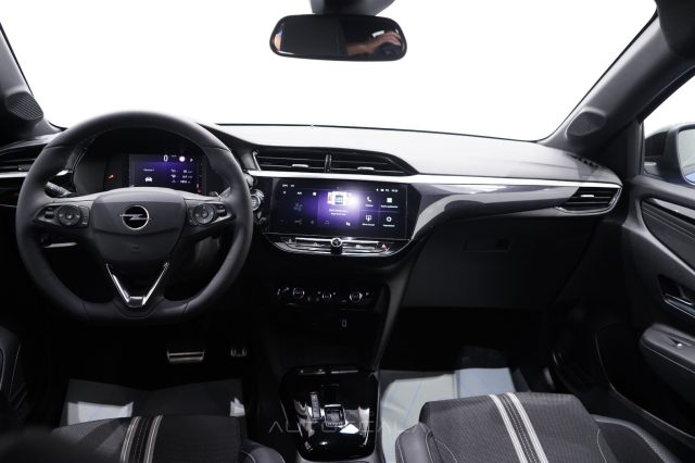 OPEL Corsa usata, con Touch screen