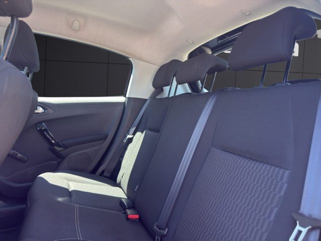 PEUGEOT 208 usata, con Servosterzo