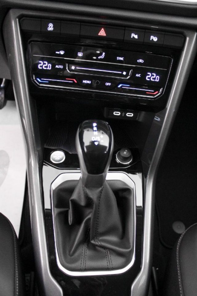 VOLKSWAGEN T-Roc usata, con Cruise Control