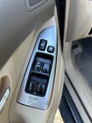 TOYOTA Land Cruiser usata, con Alzacristalli elettrici