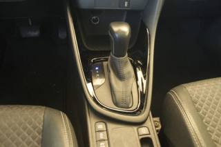 TOYOTA Yaris usata, con Specchietti laterali elettrici