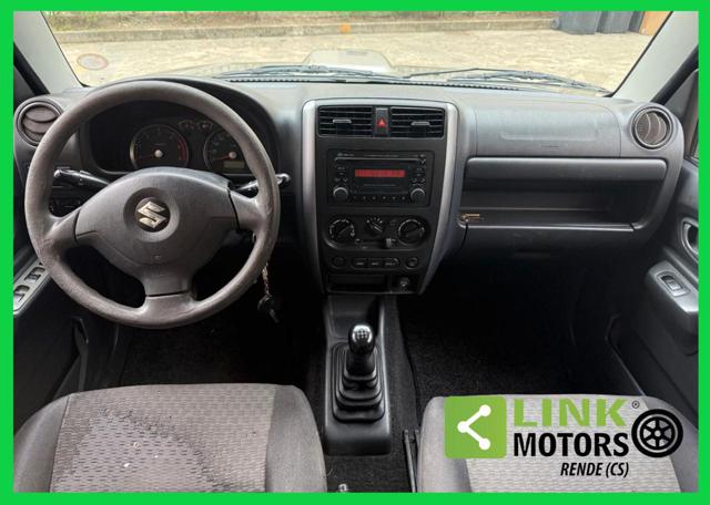 SUZUKI Jimny usata, con Ruota di riserva