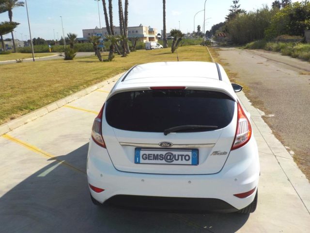 FORD Fiesta usata, con Climatizzatore