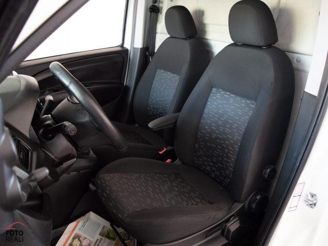 OPEL Combo usata, con Immobilizzatore elettronico