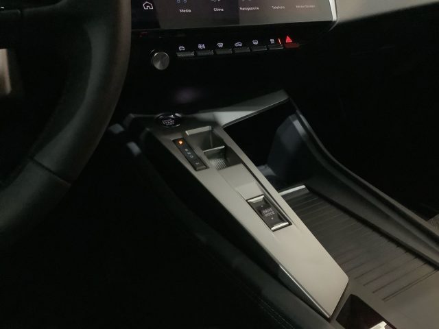 PEUGEOT 408 usata, con Climatizzatore