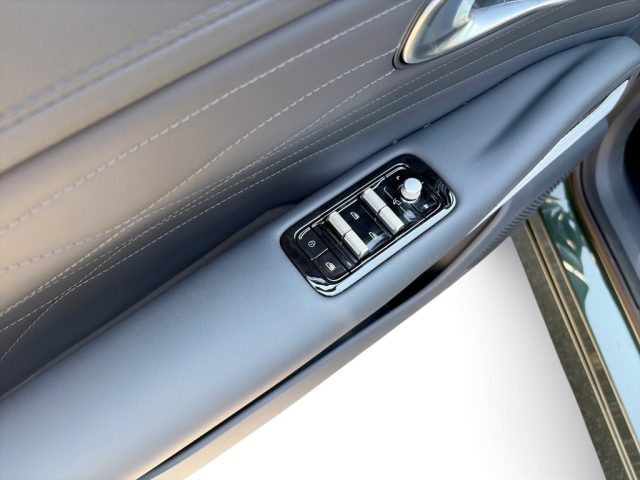 GEELY Starray EM-i usata 14