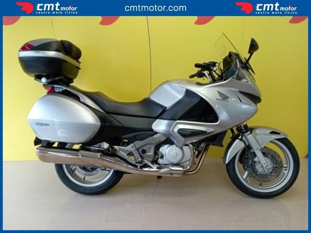 HONDA Deauville 700 usata 0