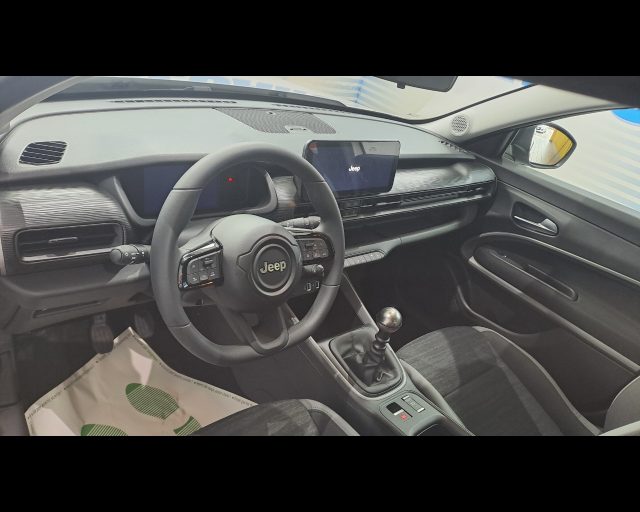 JEEP Avenger usata, con Autoradio digitale