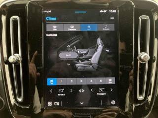 VOLVO XC40 usata 18