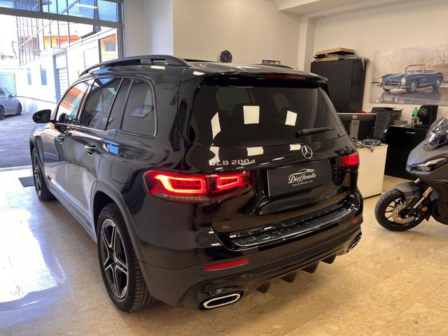 MERCEDES-BENZ GLB 200 usata, con Alzacristalli elettrici
