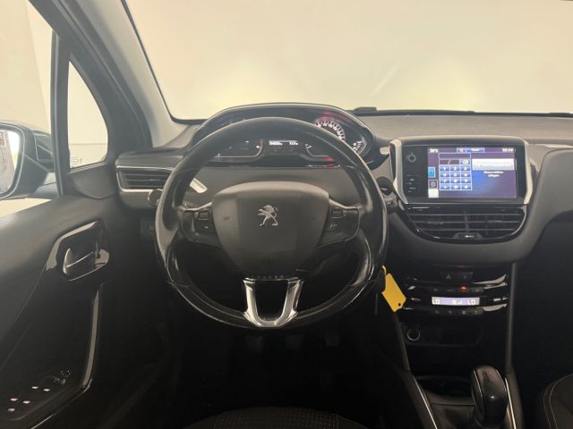 PEUGEOT 208 usata 10