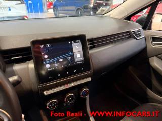 RENAULT Clio usata, con Touch screen