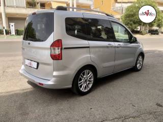 FORD Tourneo Courier usata, con Airbag Passeggero