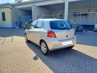 TOYOTA Yaris usata, con Chiusura centralizzata