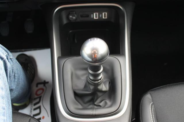 JEEP Avenger usata, con Touch screen