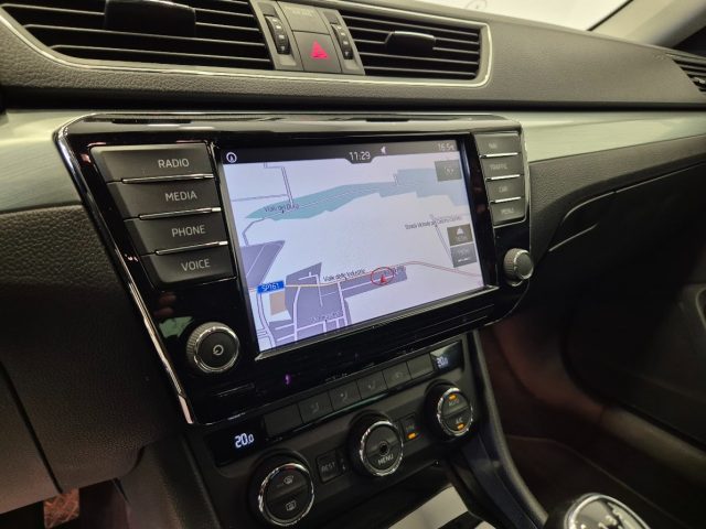 SKODA Superb usata, con Controllo trazione