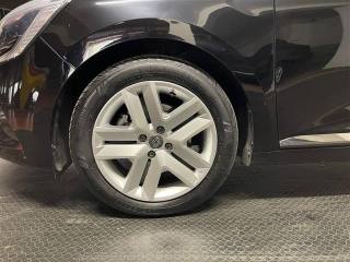 RENAULT Clio usata 14