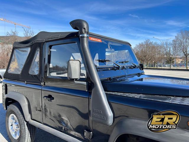 LAND ROVER Defender usata 21