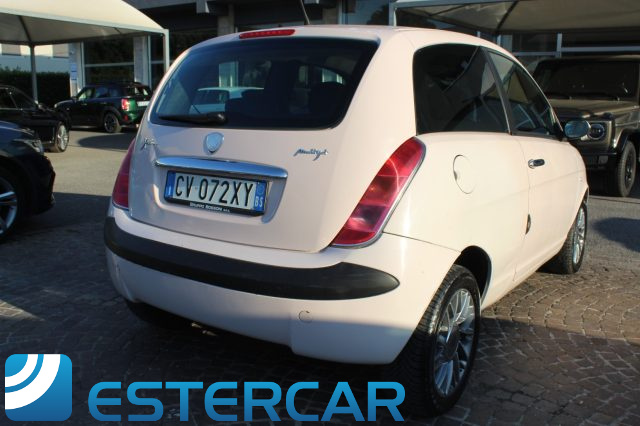 LANCIA Ypsilon usata, con Airbag