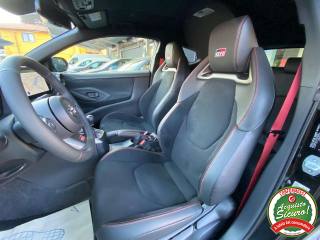 TOYOTA Yaris usata, con Controllo trazione